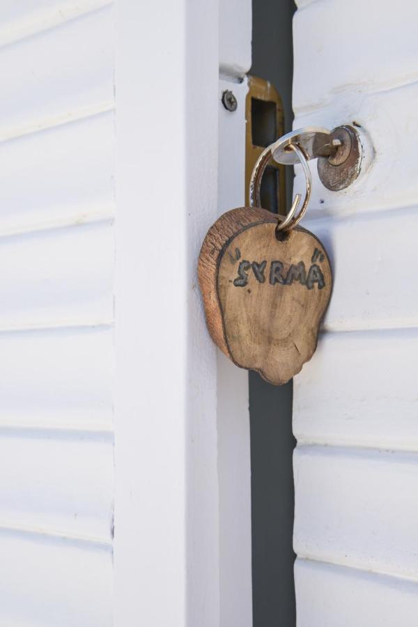 Fisherman'S Syrma House Pachaina Exterior photo