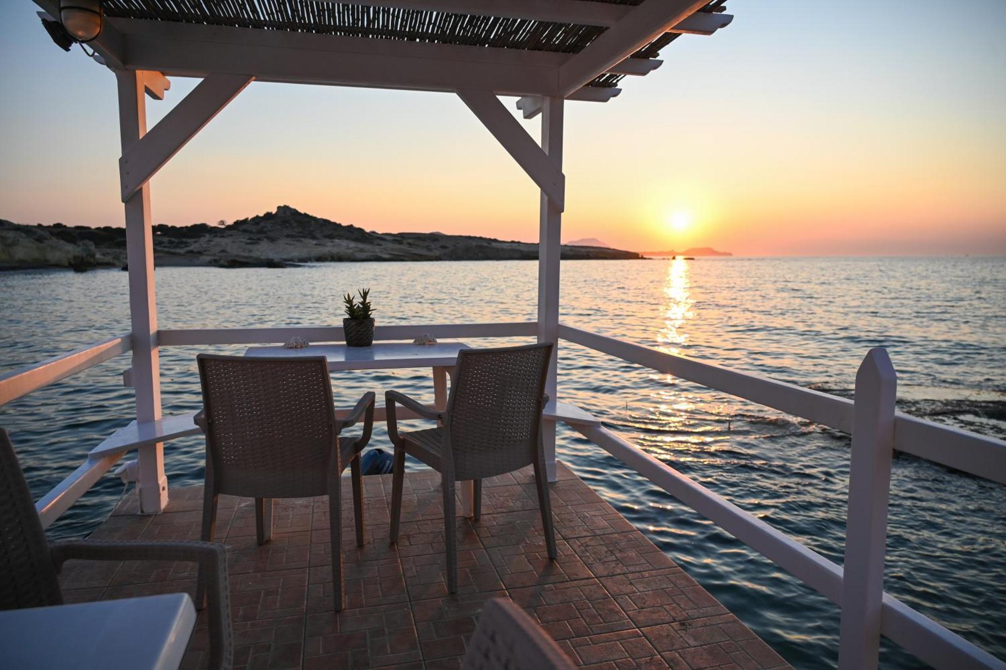 Fisherman'S Syrma House Pachaina Exterior photo